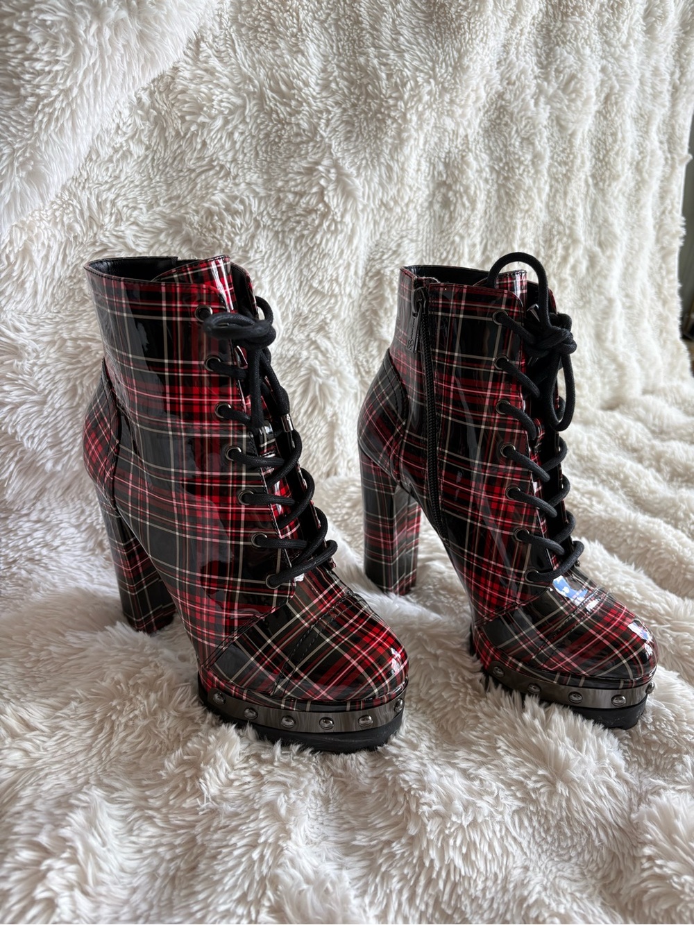 Jessica Simpson Red and Black Plaid Lace-Up Platform Ankle Boots